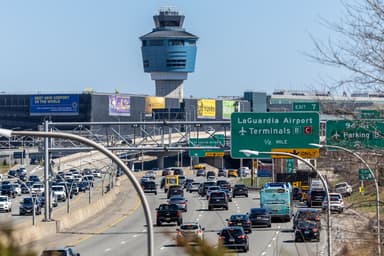 Collision à l’aéroport LaGuardia | Le cauchemar de tout contrôleur aérien