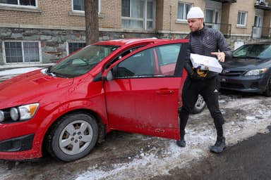 Livreur d’Uber Eats, pour une bouchée de pain