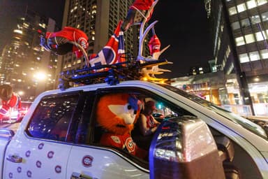 Place aux lecteurs | Le Québec vibre bleu-blanc-rouge