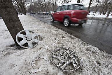 Démystifier la science | Pourquoi voit-on les roues tourner à l’envers ?