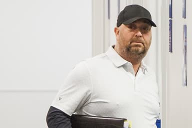 Un entraîneur équestre aurait fait 7 victimes | Une ex-athlète raconte son agression aux mains de son entraîneur