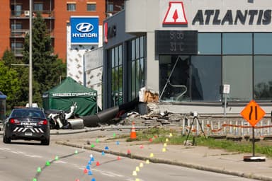 Un véhicule percute un gym à Laval | Deux jeunes adultes meurent en fuyant la police