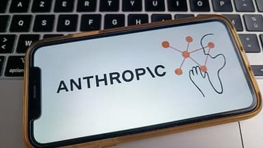 Washington force Anthropic à suspendre son IA la plus puissante