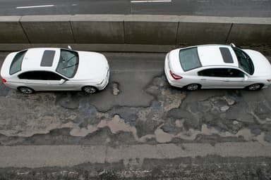 Nids-de-poule | Québec dédommage peu d’automobilistes malgré la hausse des réclamations