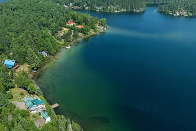 Lac Crystal | Le combat de la dernière chance pour sauver un lac turquoise