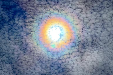 Démystifier la science | Des arcs-en-ciel dans les nuages