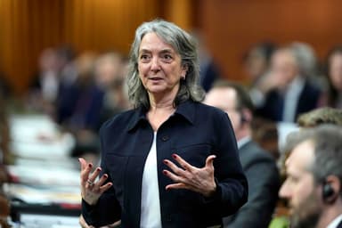 Politique climatique | La carboneutralité toujours dans les plans, affirme la ministre Dabrusin
