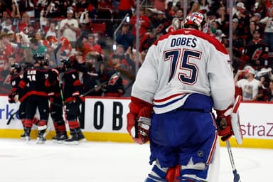 Canadien 2 – Hurricanes 3 (P) | Que la partie d’échecs commence