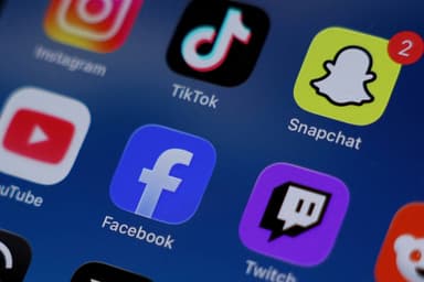 Réseaux sociaux | La vérification de l’âge des usagers pourrait poser problème